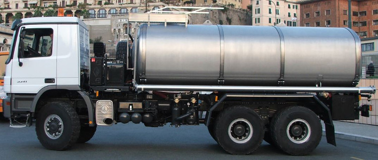 Mercedes-Benz off-road truck chassis with super heavy duty 20.000 ltr. stainless steel water tank superstructure.